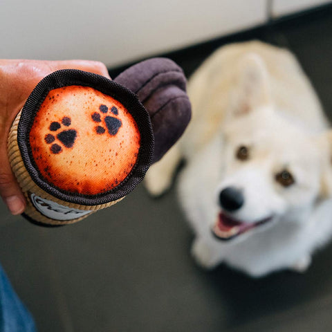 Pet P.L.A.Y. Pup Cup Café - Doggo's Java Coffee - Puppy Village.nl