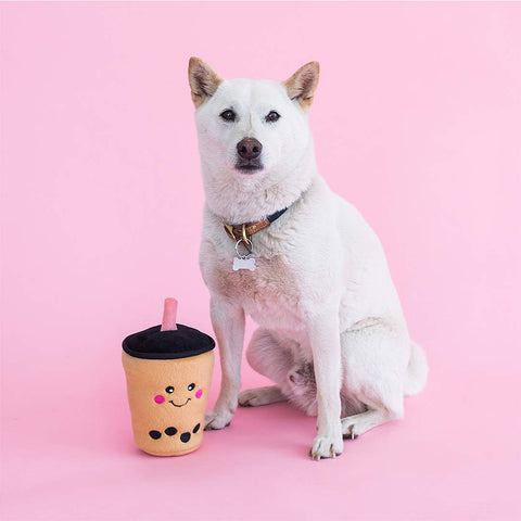 ZippyPaws NomNomz - Boba Milk Tea - Puppy Village.nl